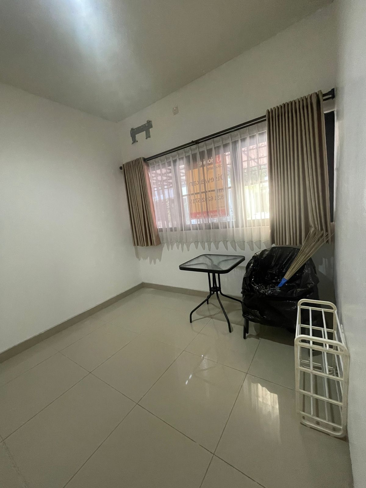 Rumah Disewakan Fully Furnished di Cluster Cosmo Lippo Cikarang